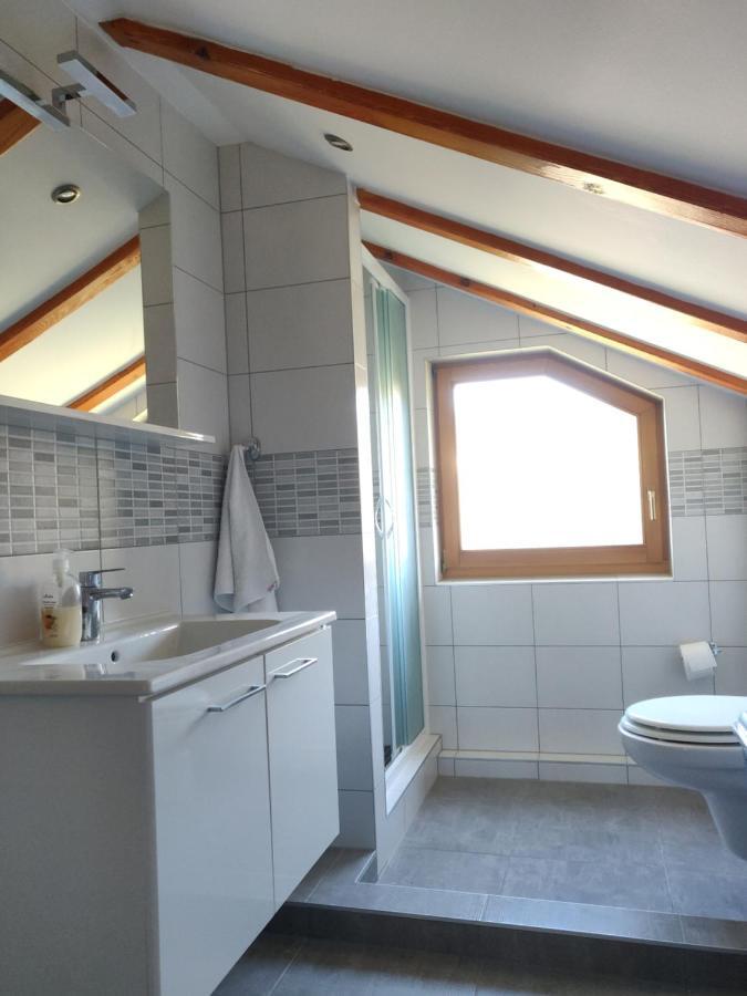 Guest House Maslina Vinišće 外观 照片
